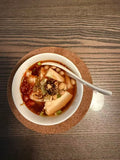 Tofu pudding (soft tofu/tofu brains?)
