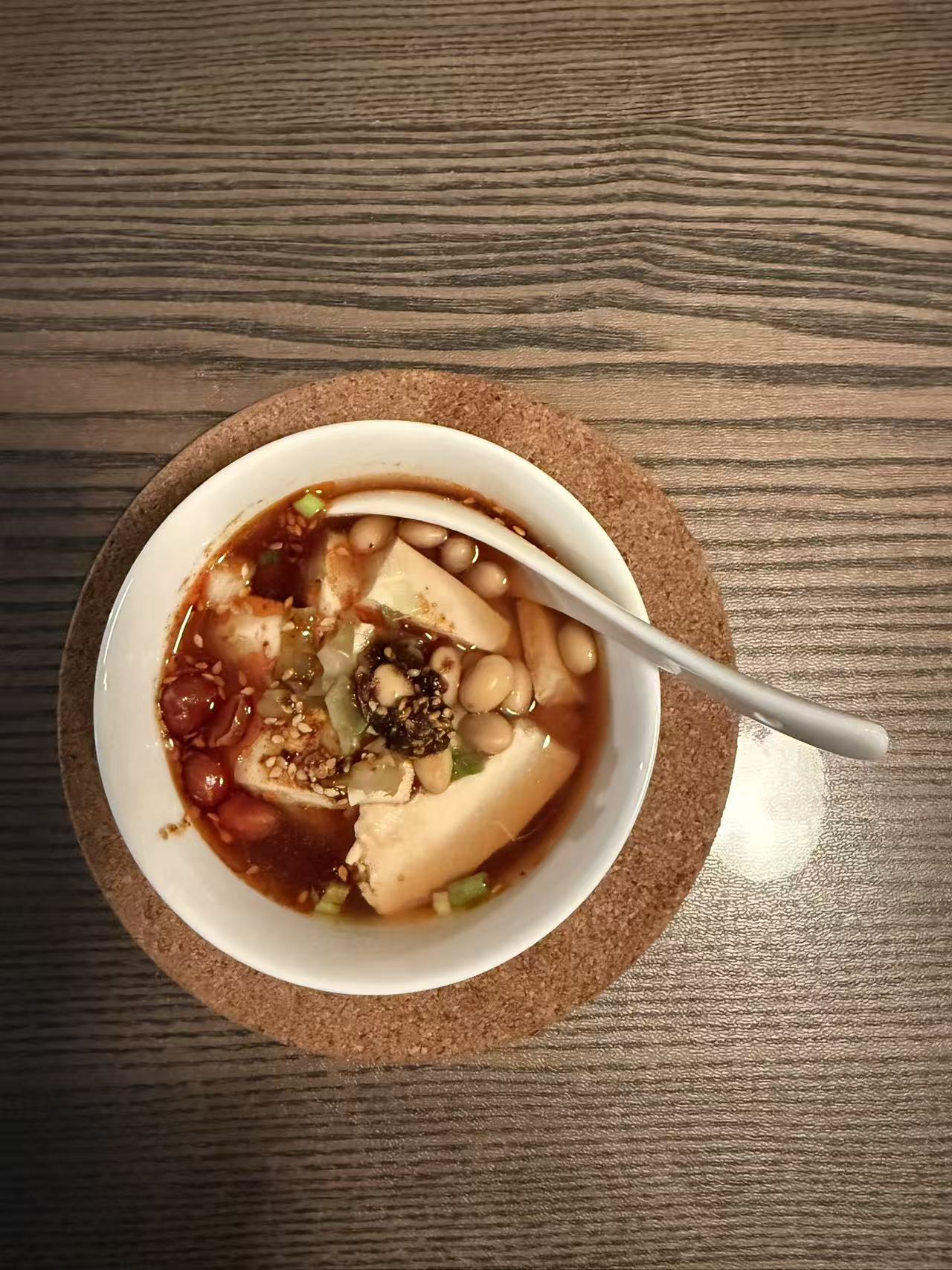 Tofu pudding (soft tofu/tofu brains?)